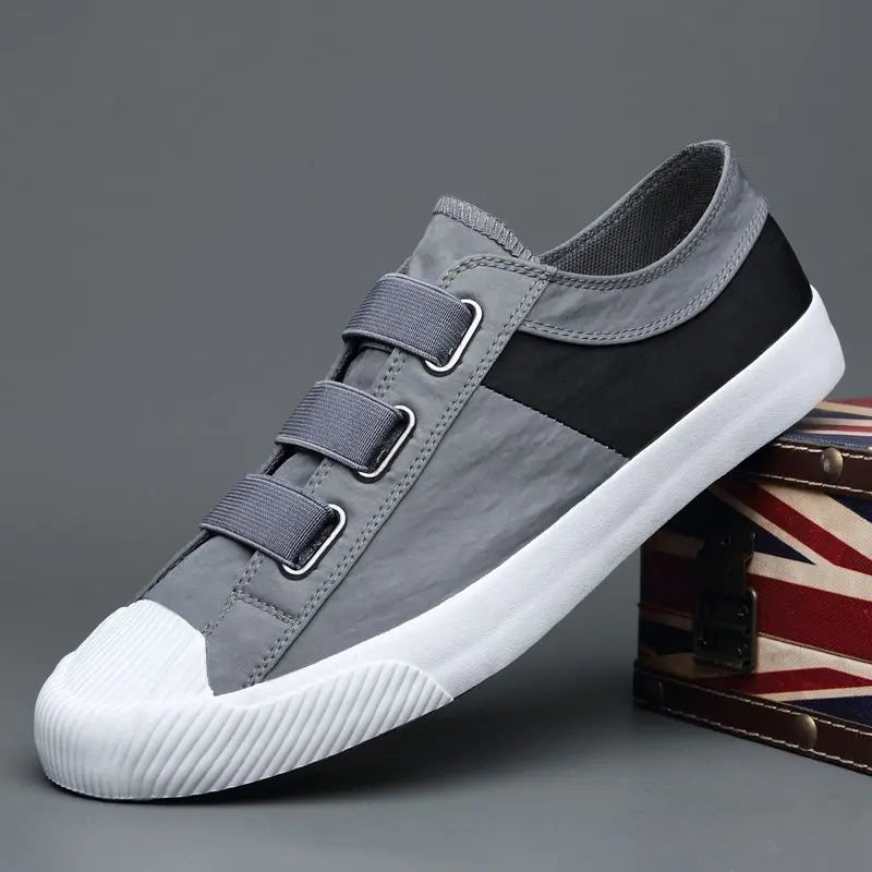 Breathable Black Lightweight Sneakers - Image 9